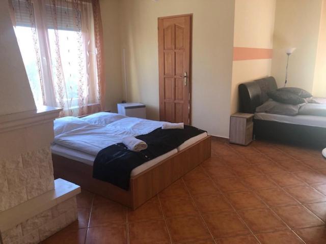 Villamerica Miskolc Ngoại thất bức ảnh