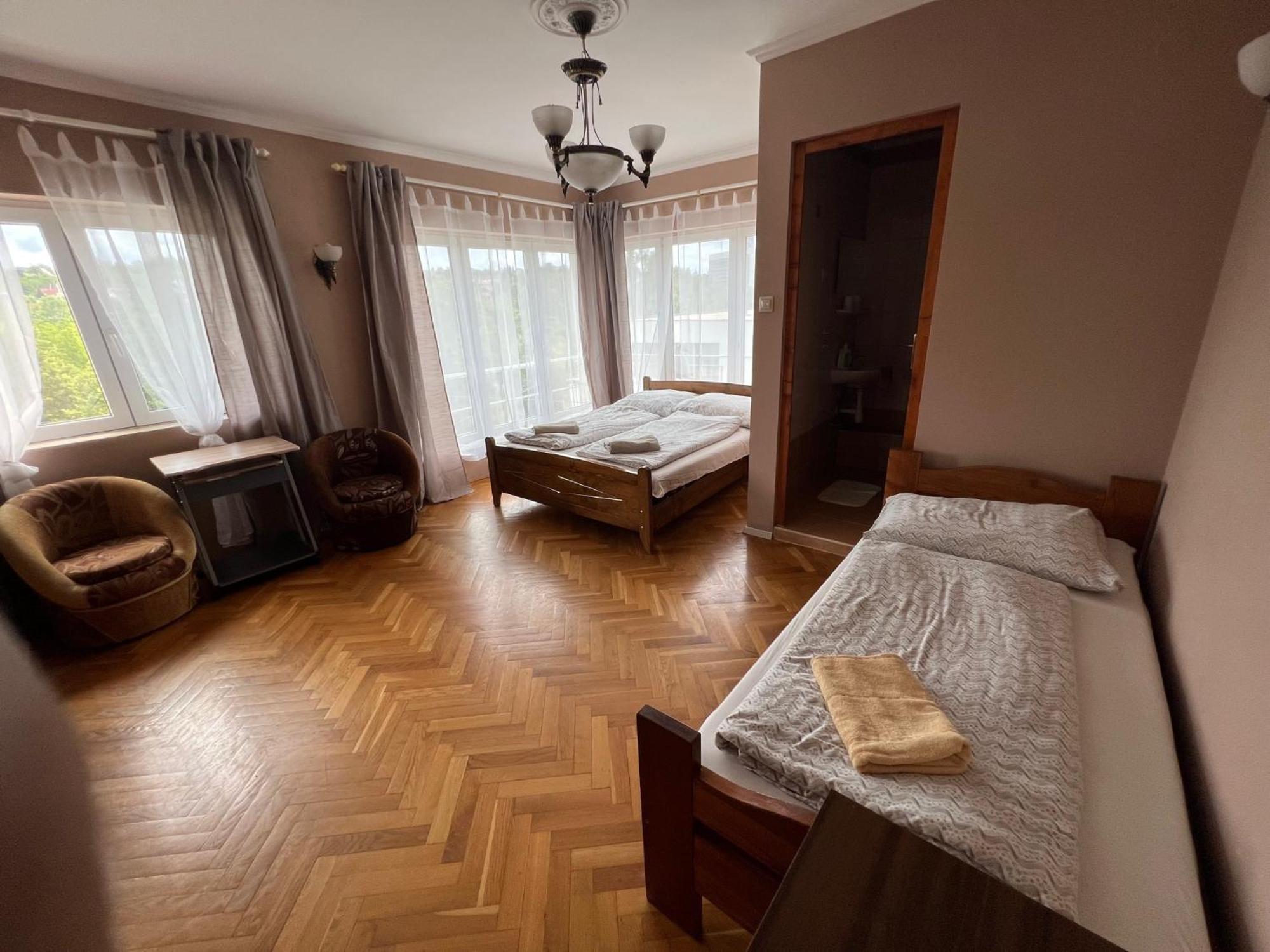 Villamerica Miskolc Phòng bức ảnh
