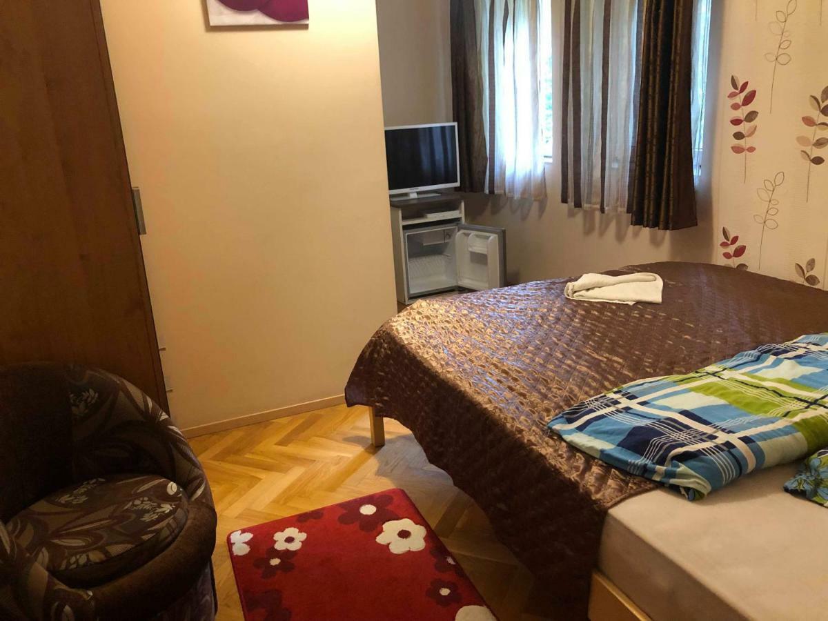Villamerica Miskolc Ngoại thất bức ảnh
