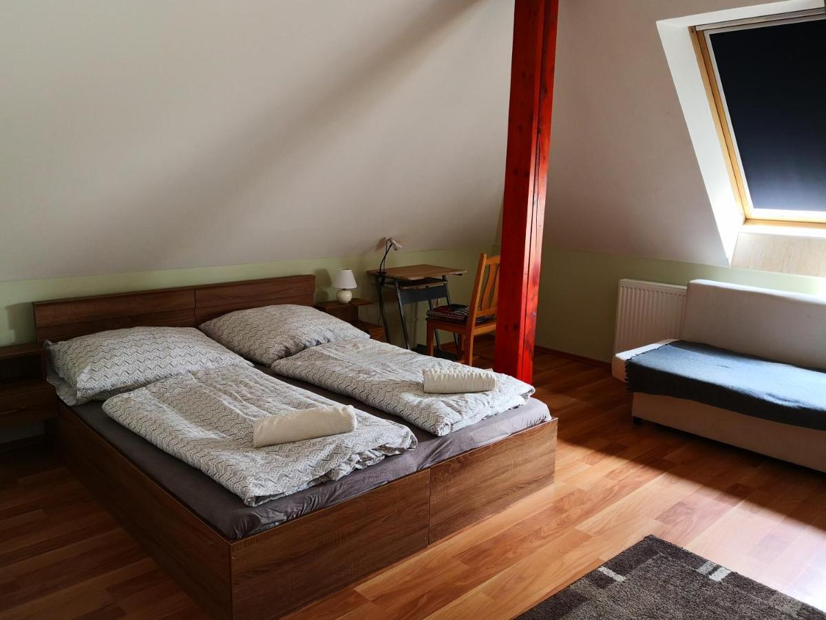 Villamerica Miskolc Ngoại thất bức ảnh
